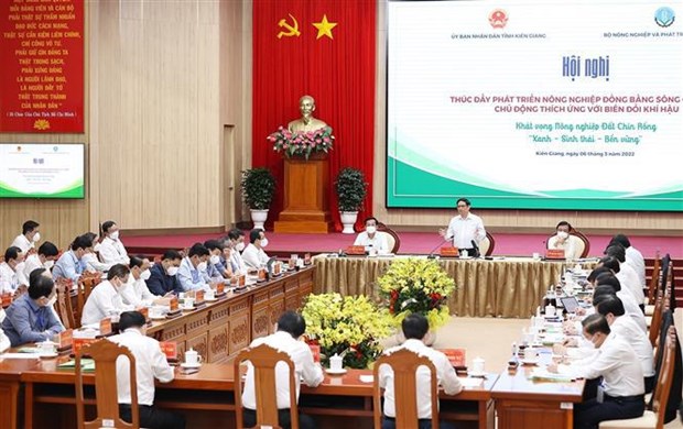 Mekong Delta needs to change mindset in agricultural development PM